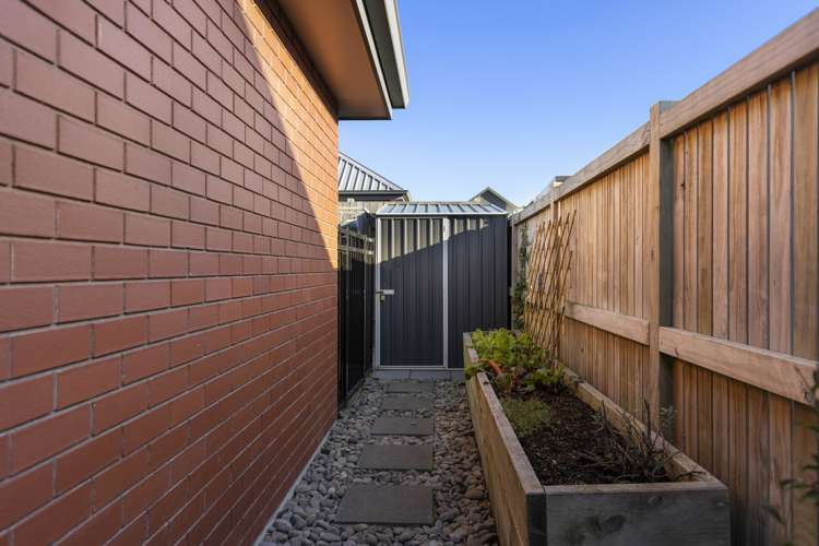 11 Jarrett Terrace Leamington_23