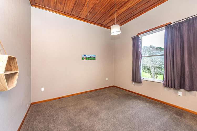 218 Parahaki Road Waverley_17