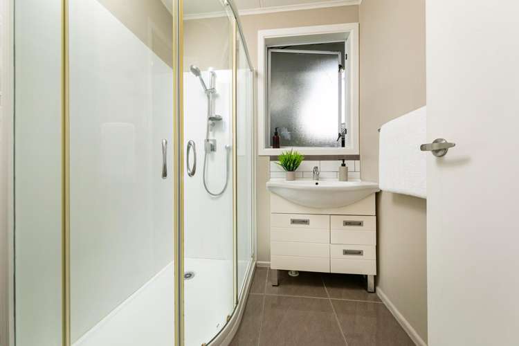 36 Waipani Road Te Atatu Peninsula_10