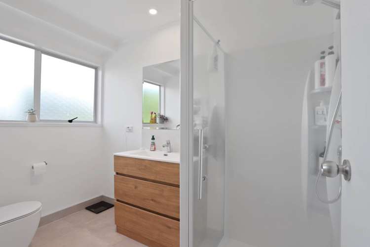 16 Kemp Road Massey_6