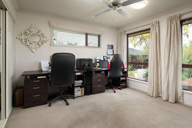 32 Bradleigh Park Fairhall_37