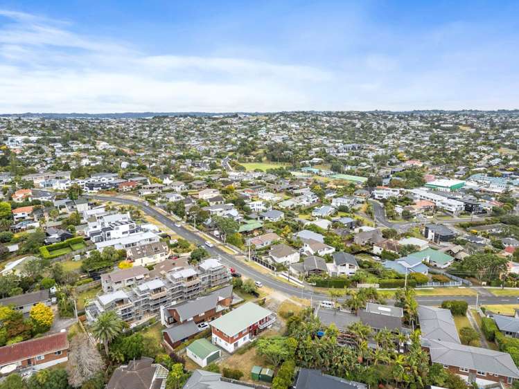 8 Kowhai Road Campbells Bay_26