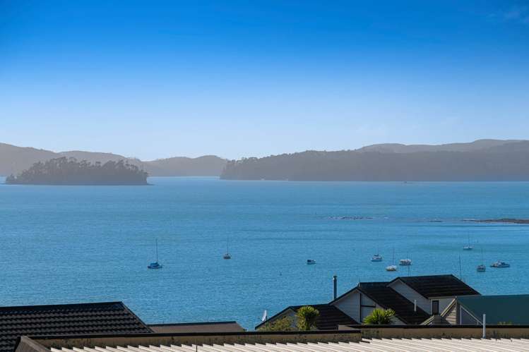 4 Mariners Grove Algies Bay_16