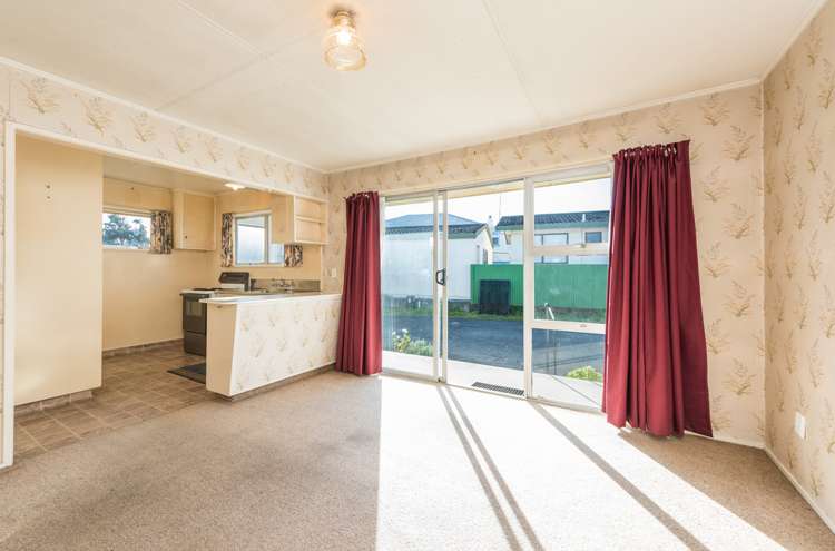 2/10 Golf Road Tahunanui_3