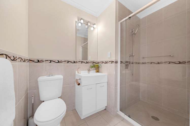 82 Skip Lane East Tamaki_17