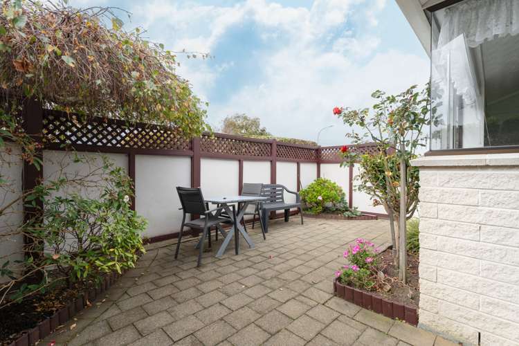 15a Nathan Street Tawa_12