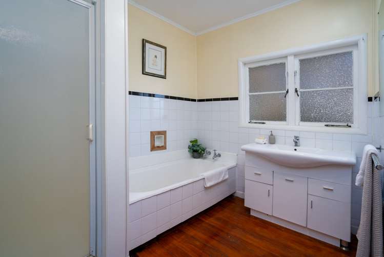 33 Tennyson Street Leamington_12