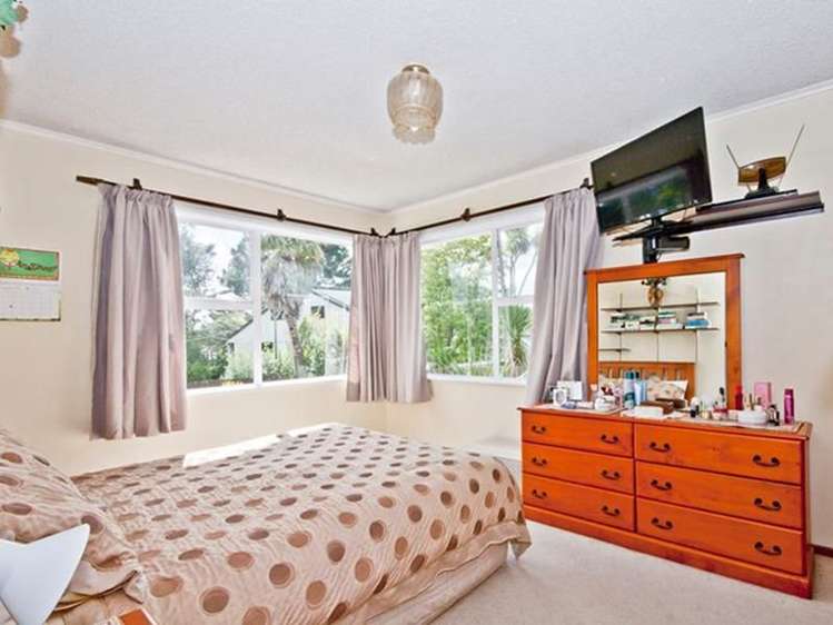 82a Woodglen Road Glen Eden_9