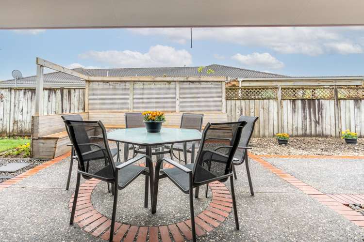 6 Earls Court Hillcrest_27