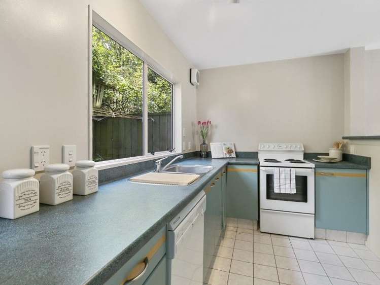 10/20 Thompson Street Mount Cook_6