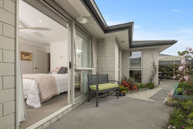 2 Seashell Drive Papamoa_12