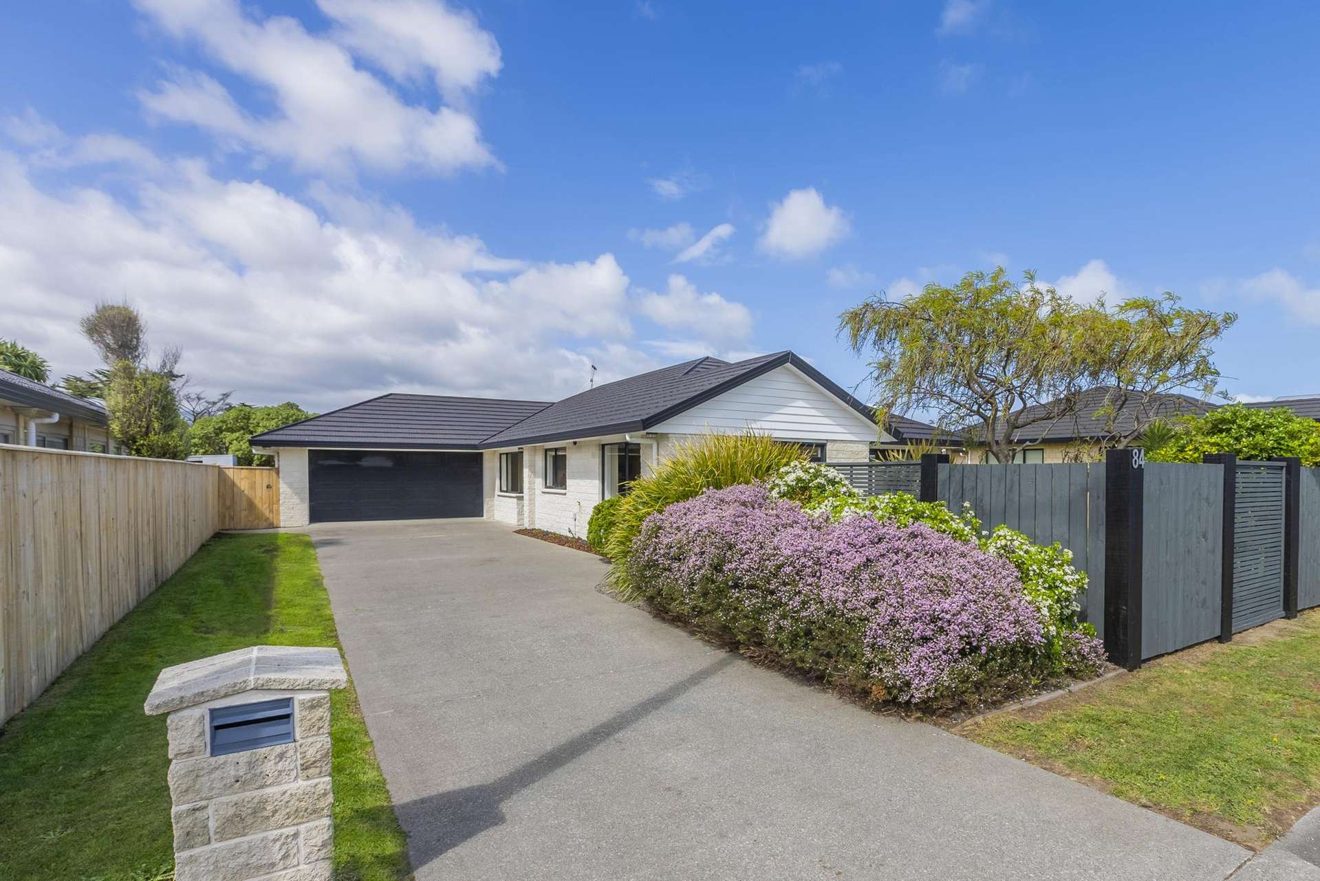 84 The Drive Paraparaumu Beach_0