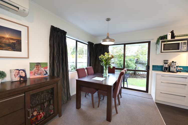 811b Cook Place Raureka_10