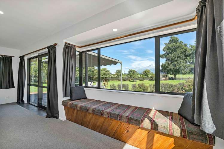 144 Monmouth Road Stratford_9