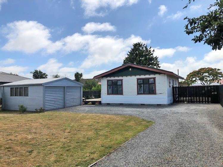335 Breezes Road Aranui_16