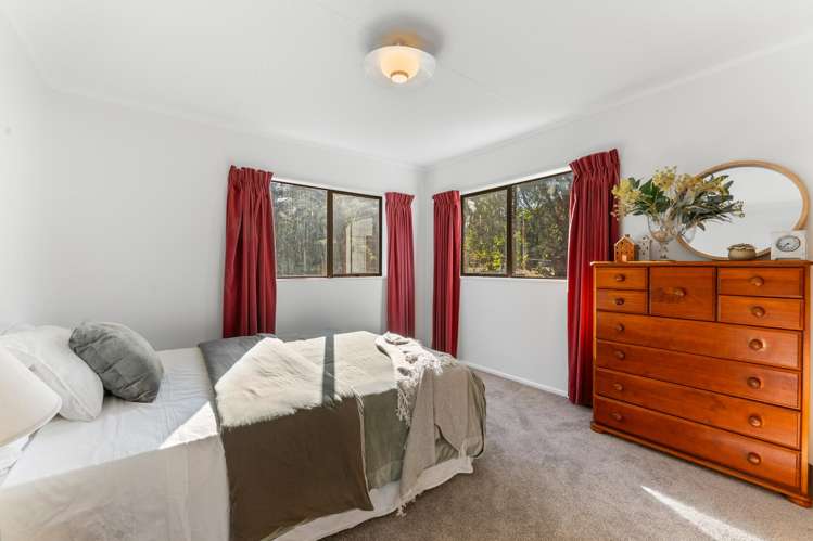 7 Pickwick Road Otamatea_14