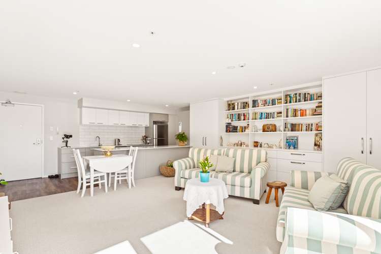 107/25 Bute Road Browns Bay_5