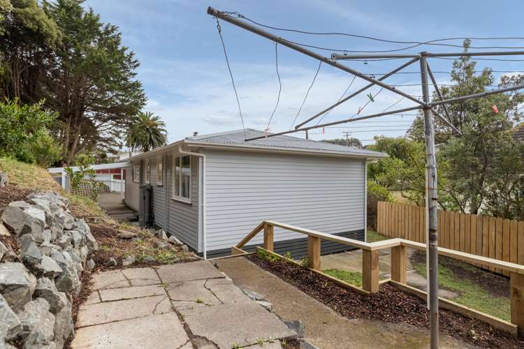 64 Jillett Street Titahi Bay_14