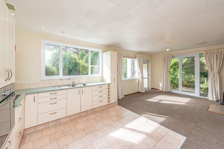 5B Glandwr Crescent Whanganui East_5