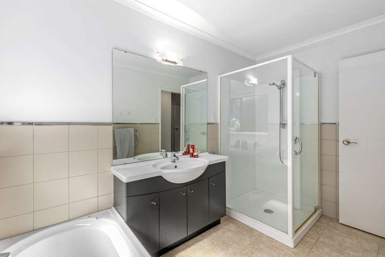 42 Kristin Lane Albany_22