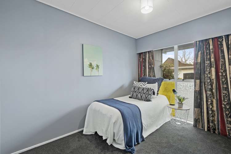2/37 Merton Street Trentham_8