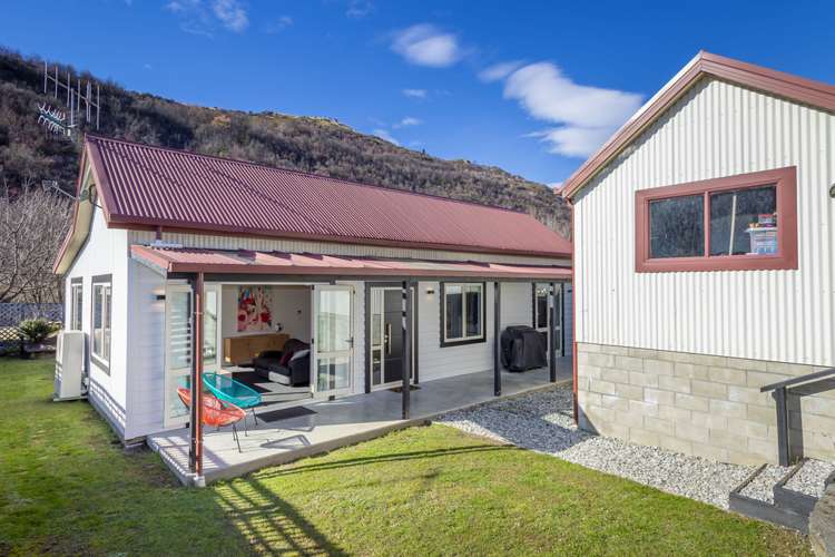 15a Davey'S Place Arrowtown_23