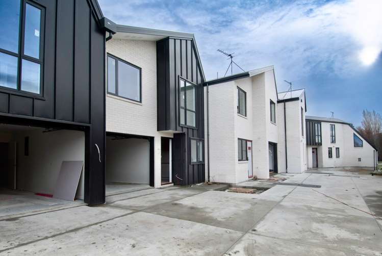 4/133 Blighs Road_0
