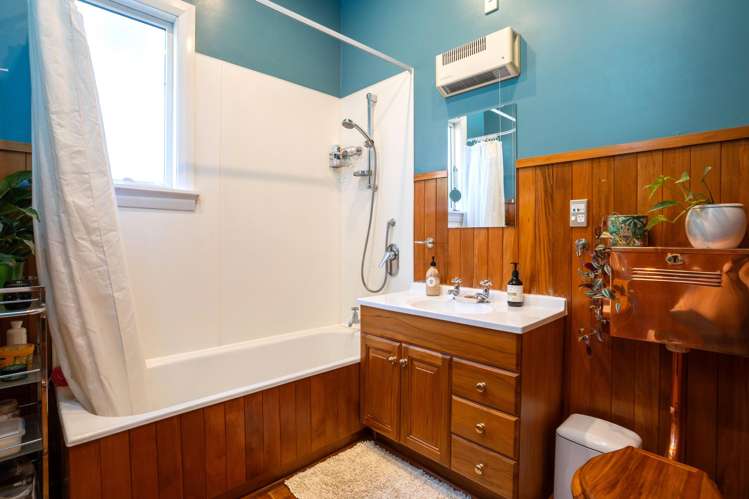 579 Hereford Street Linwood_13