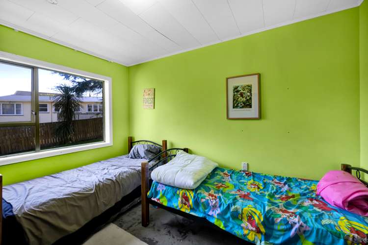 19 Tybalt Street Stratford_8