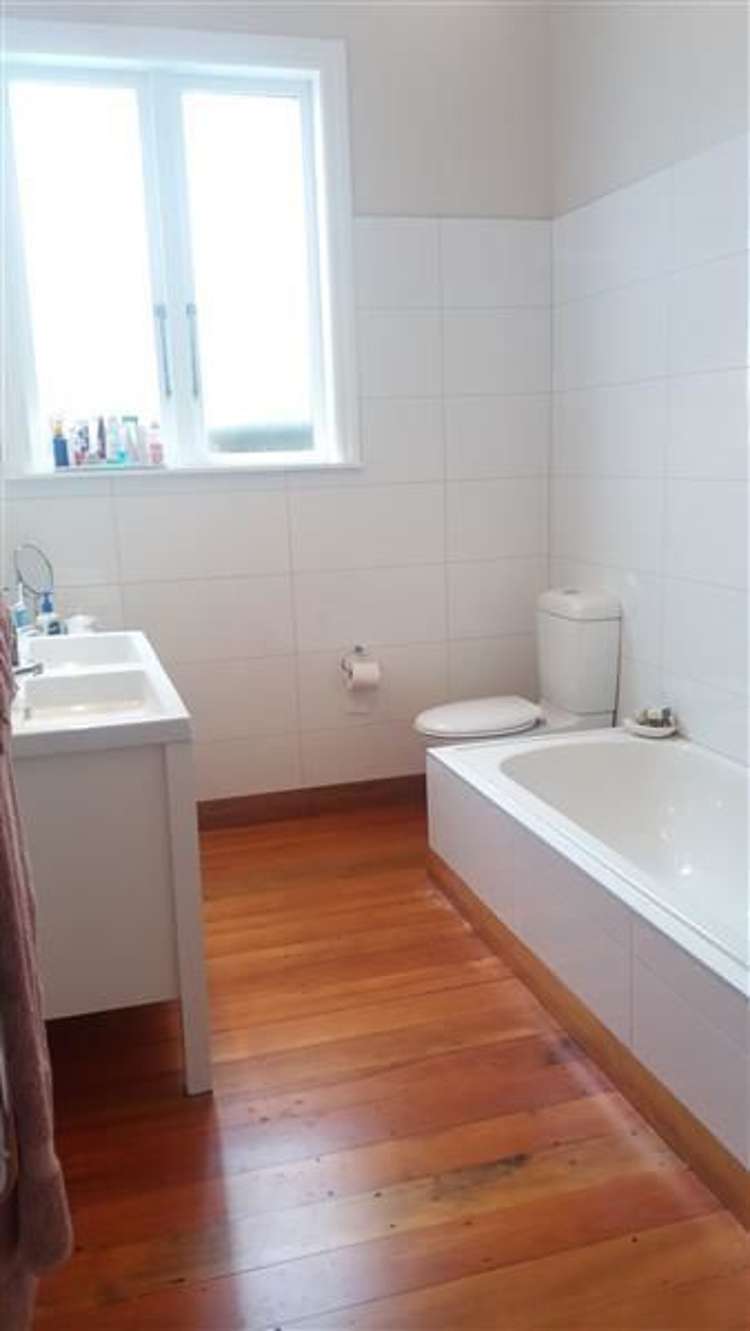 6 Baring Street Oriental Bay_8