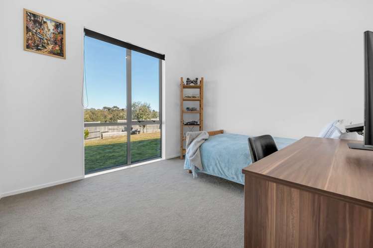 24 Marine Garden Crescent Beachlands_15