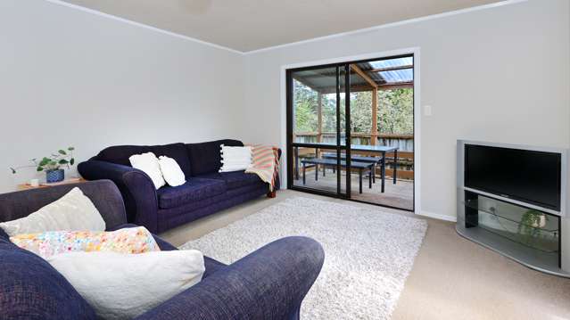 2/103 Sturges Road Henderson_3