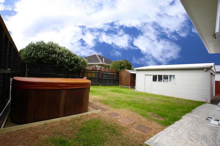 57 Waipani Road Te Atatu Peninsula_12