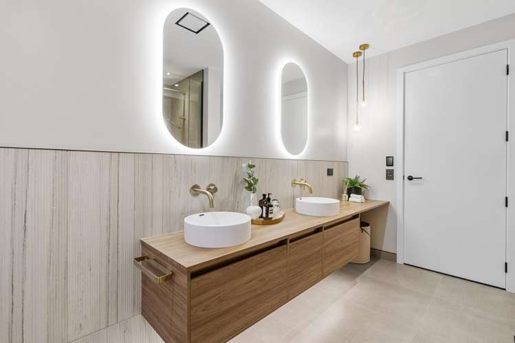 14 Prestwich Rise Churton Park_10