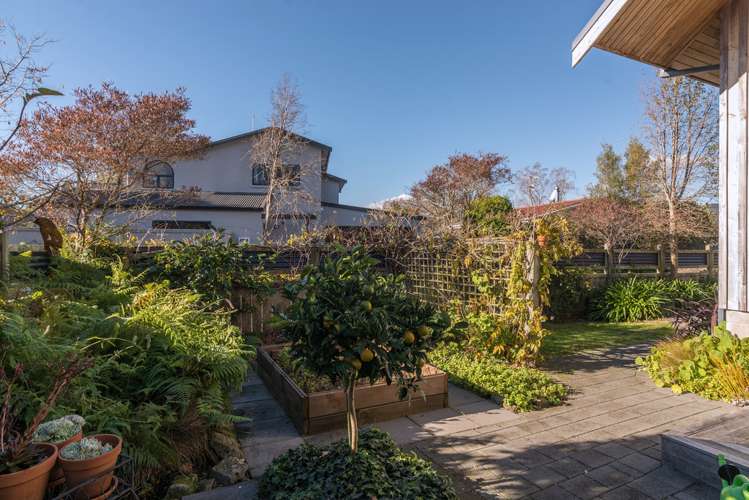 15a Holden Avenue Holdens Bay_16