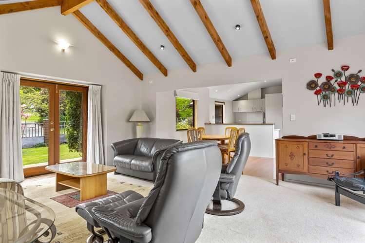 51 Chesham Avenue Waipahihi_9