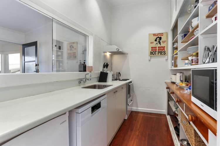 48 Alberta Street Point Chevalier_11