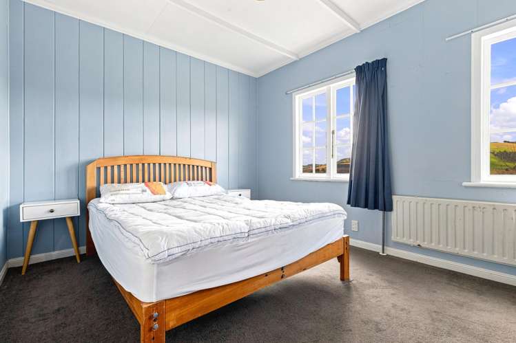 25 Kahikatea Drive Kinloch_18