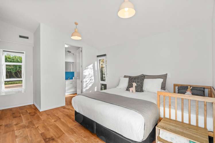 24 Fovant Street Russley_8