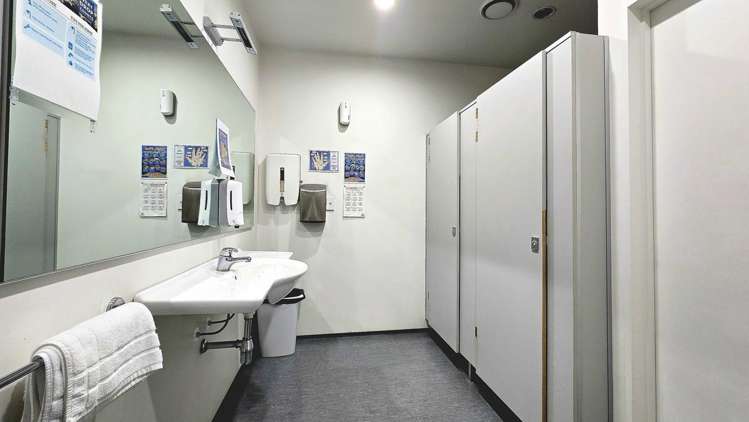 1/1 Show Place Addington_11