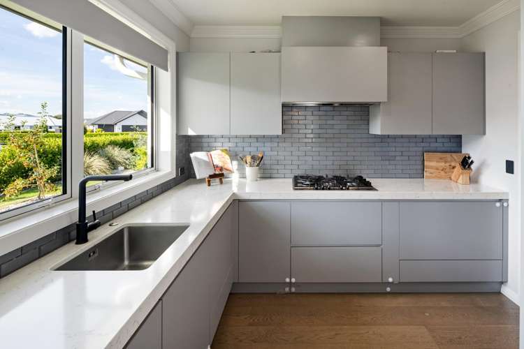 19 Mike Smith Drive Cambridge_14