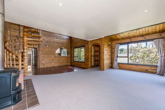 34 John Dee Crescent Red Beach_4