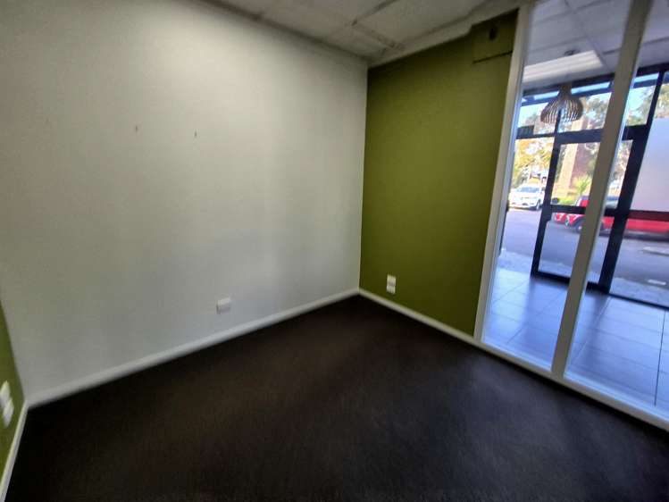 Ground Floor/3053 Great North Road New Lynn_13