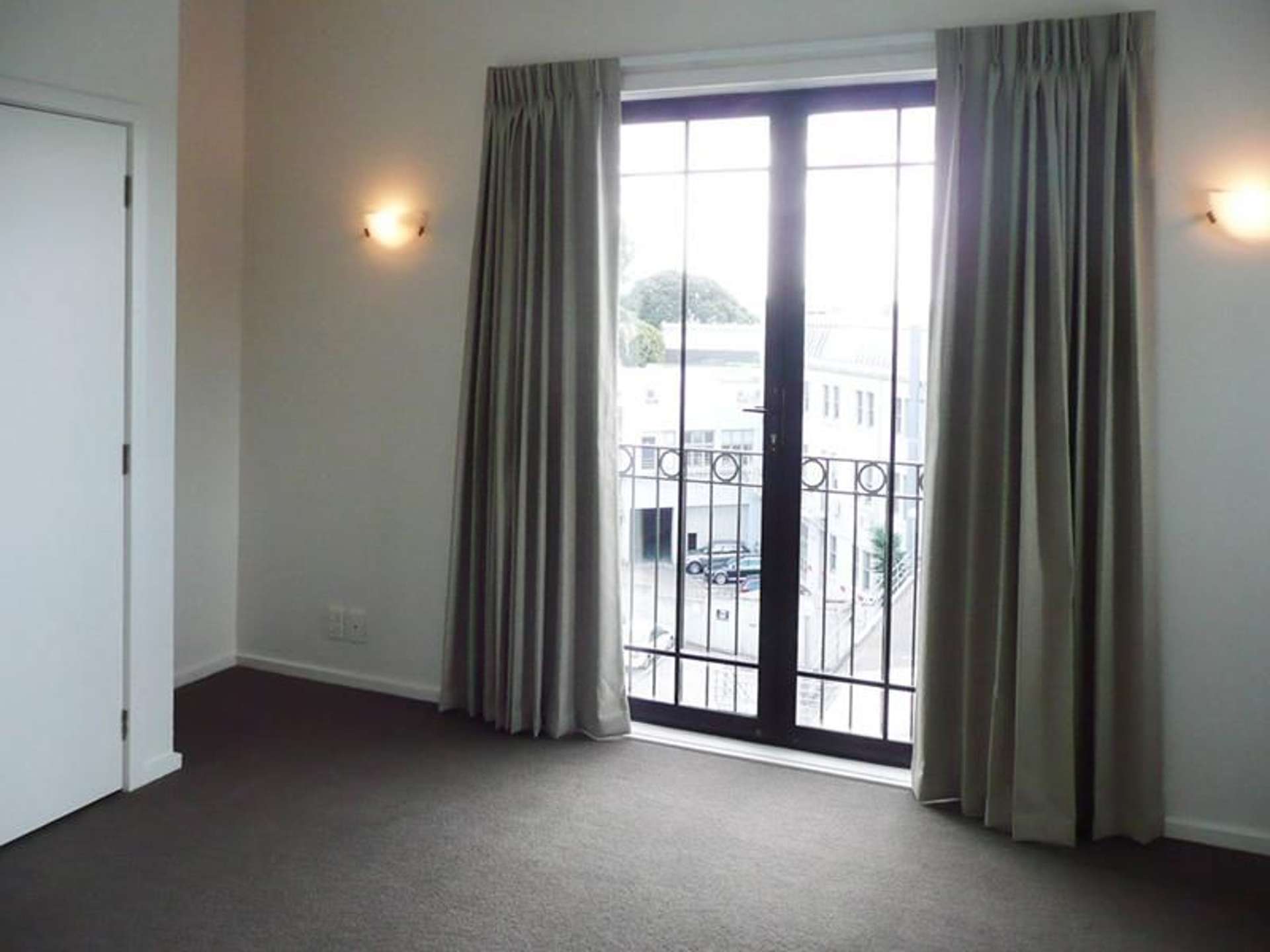 Aa/8 Farnham Street Parnell_0