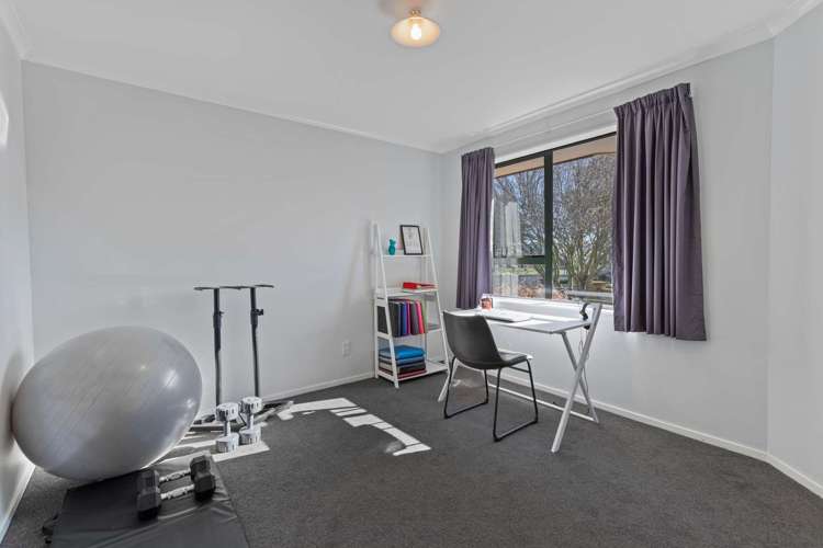 19 Farnborough Drive Nawton_11