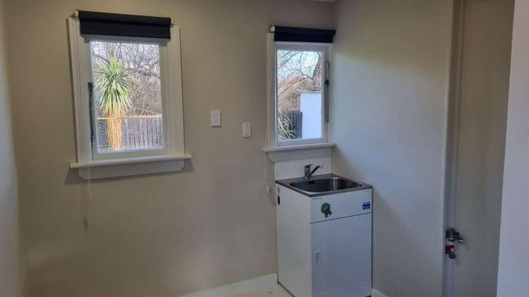 6 Watson Street Green Island_21