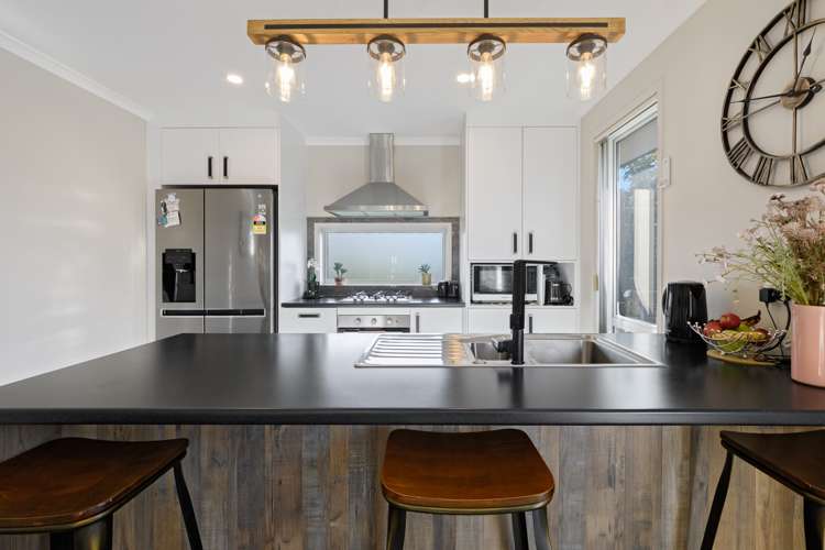 4 Taffe Crescent Pyes Pa_4