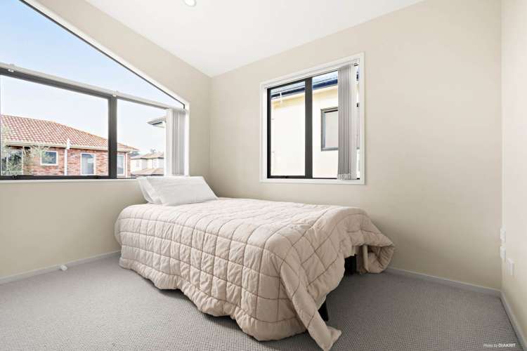 33 Agapanthus Place Flat Bush_9