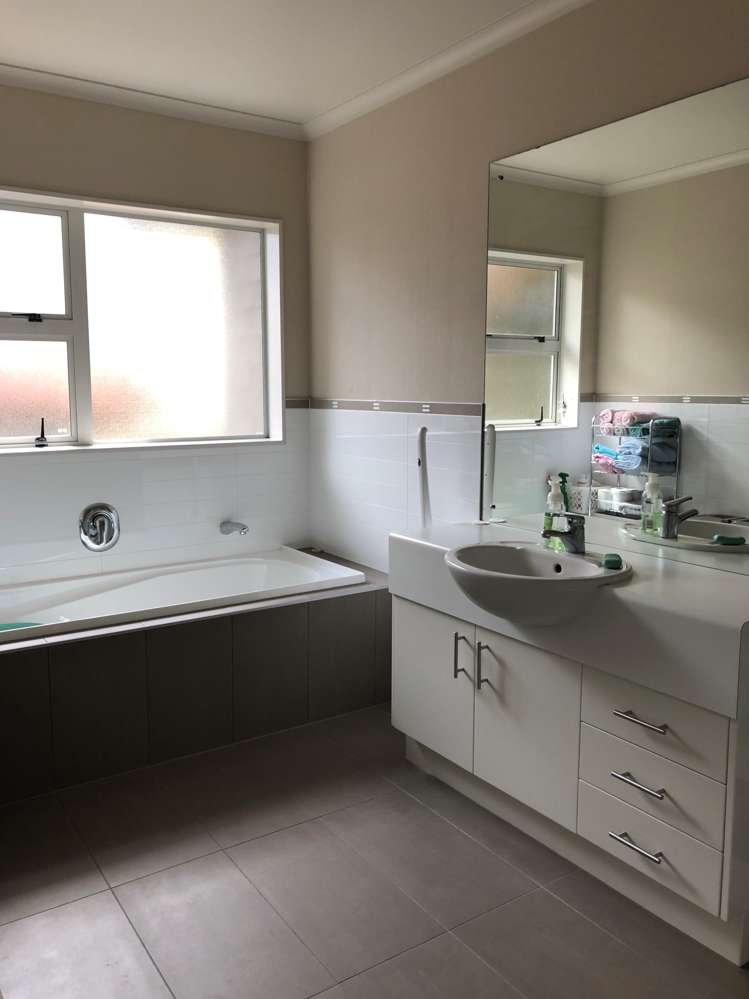 5 Seresin Crescent Flat Bush_11