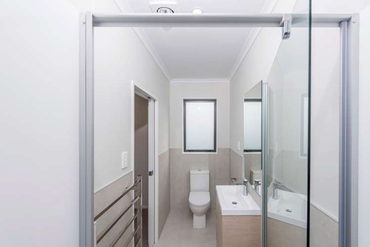 11 Waenganui Road Hobsonville_3